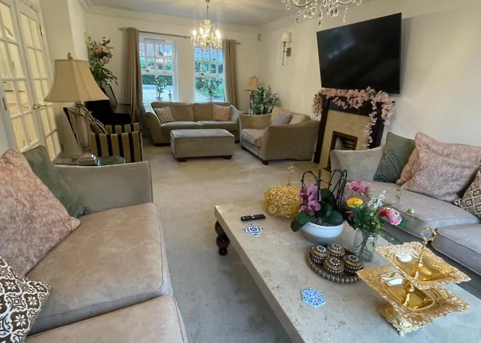 Beautiful 6 Bedroom House Oxford