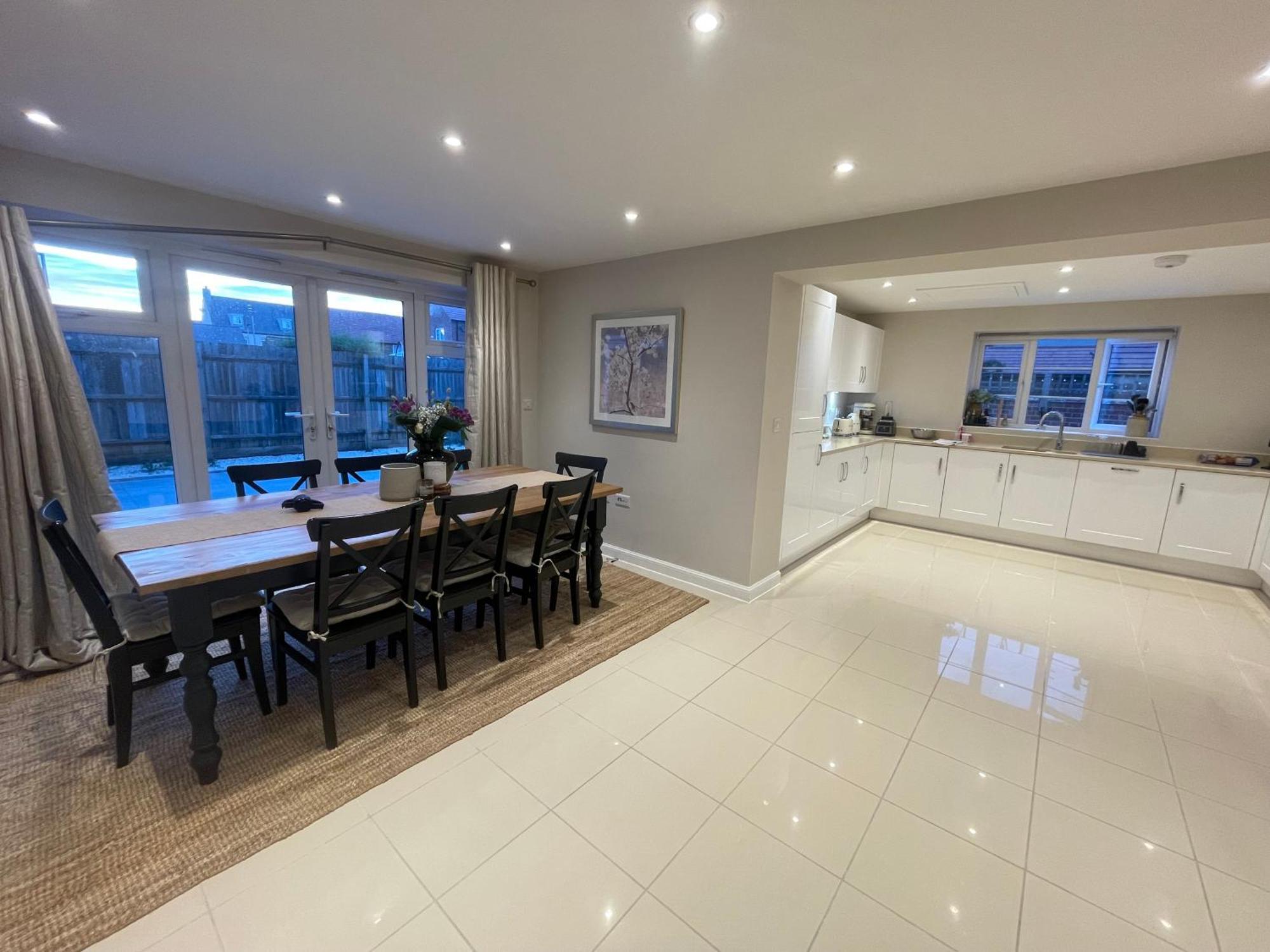 Beautiful 6 Bedroom House * Oxford